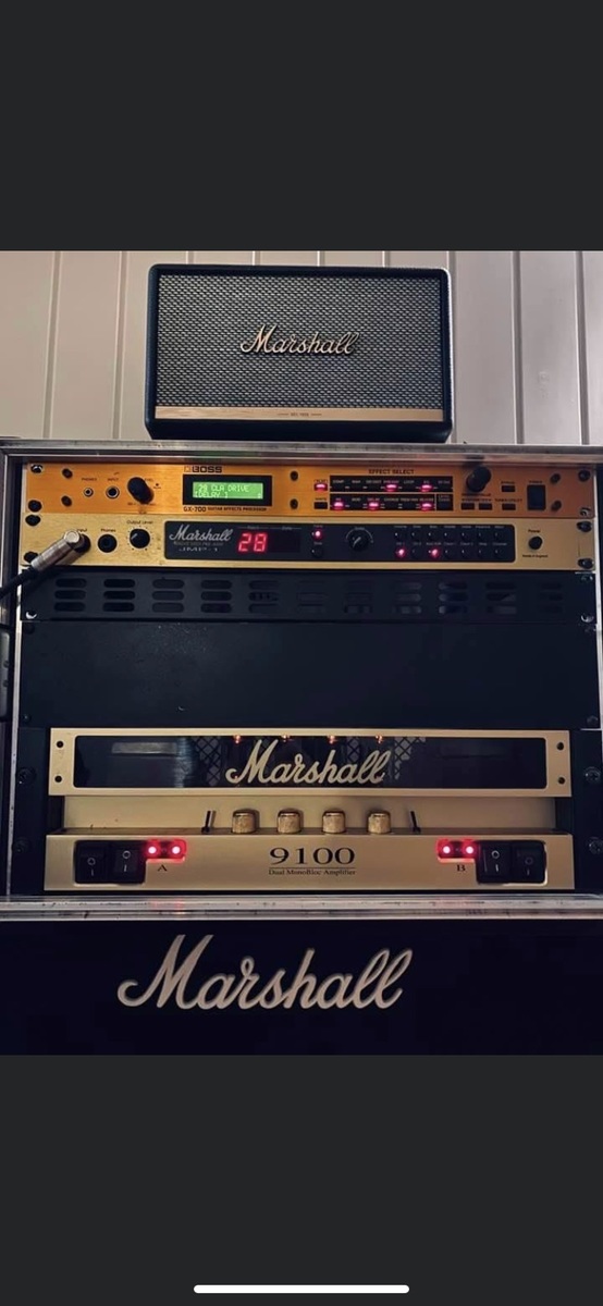 Metal Live Rig by david_roxx featuring Marshall JMP-1 Tube MIDI Guitar Preamp and Marshall 9001 Tube Preamplifier