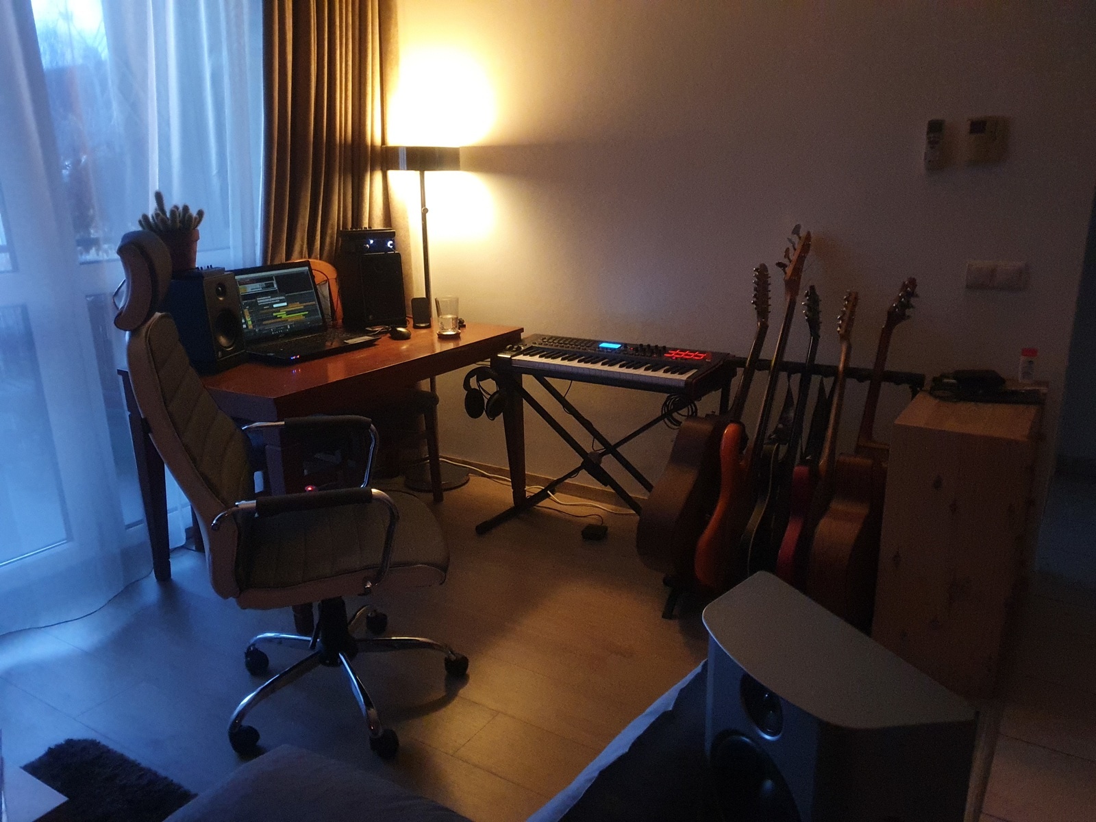 petya's music gear photo