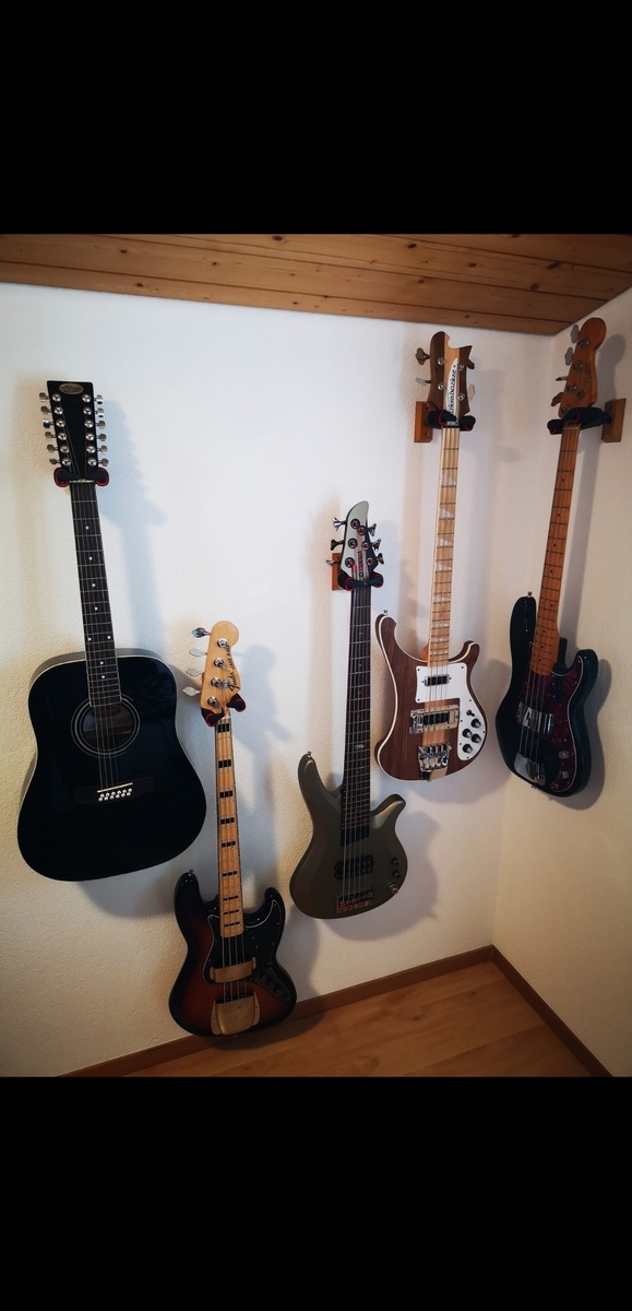 Fender Music Gear Setup by hammerbass featuring Stagg SA40 12-string, Fender Geddy Lee Signature Jazz (duplicate), and Yamaha RBX6 JM2 and 2 more pieces of gear