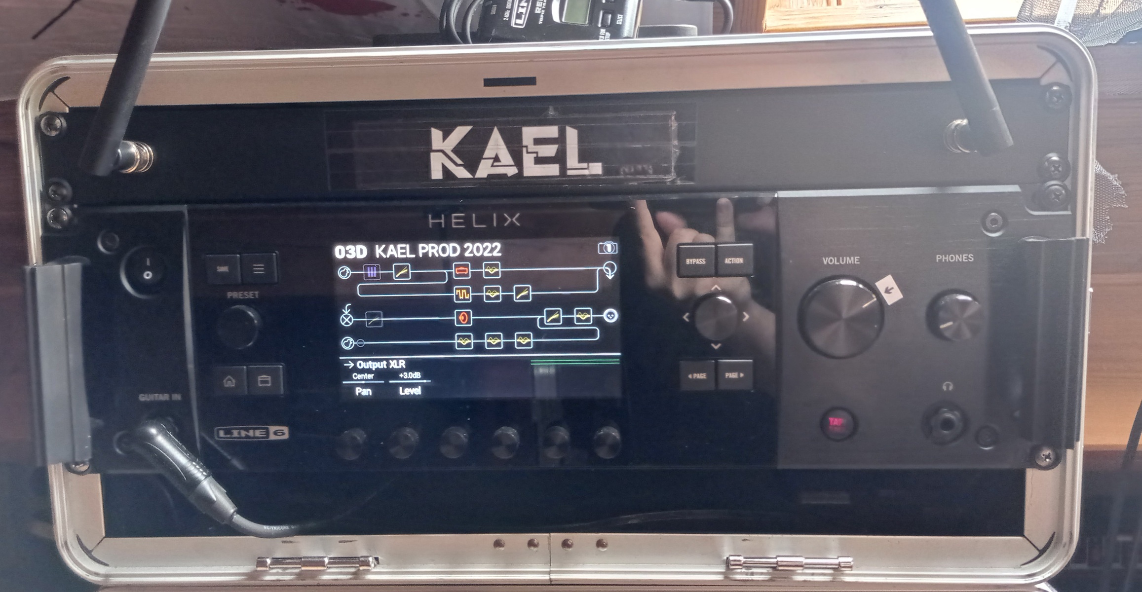 Metal Studio Setup by kaelatrius featuring Line 6 Helix Rack