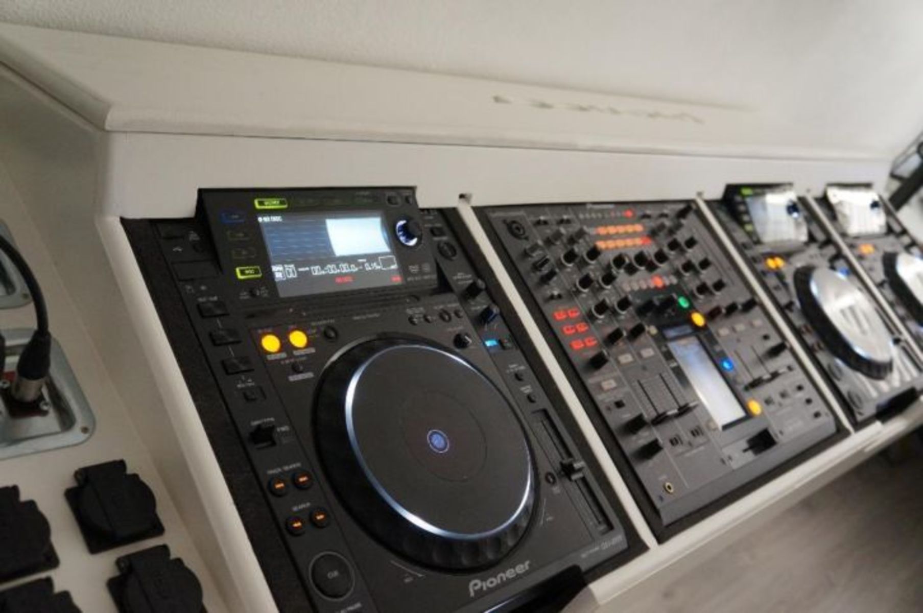 ponshai's music gear photo