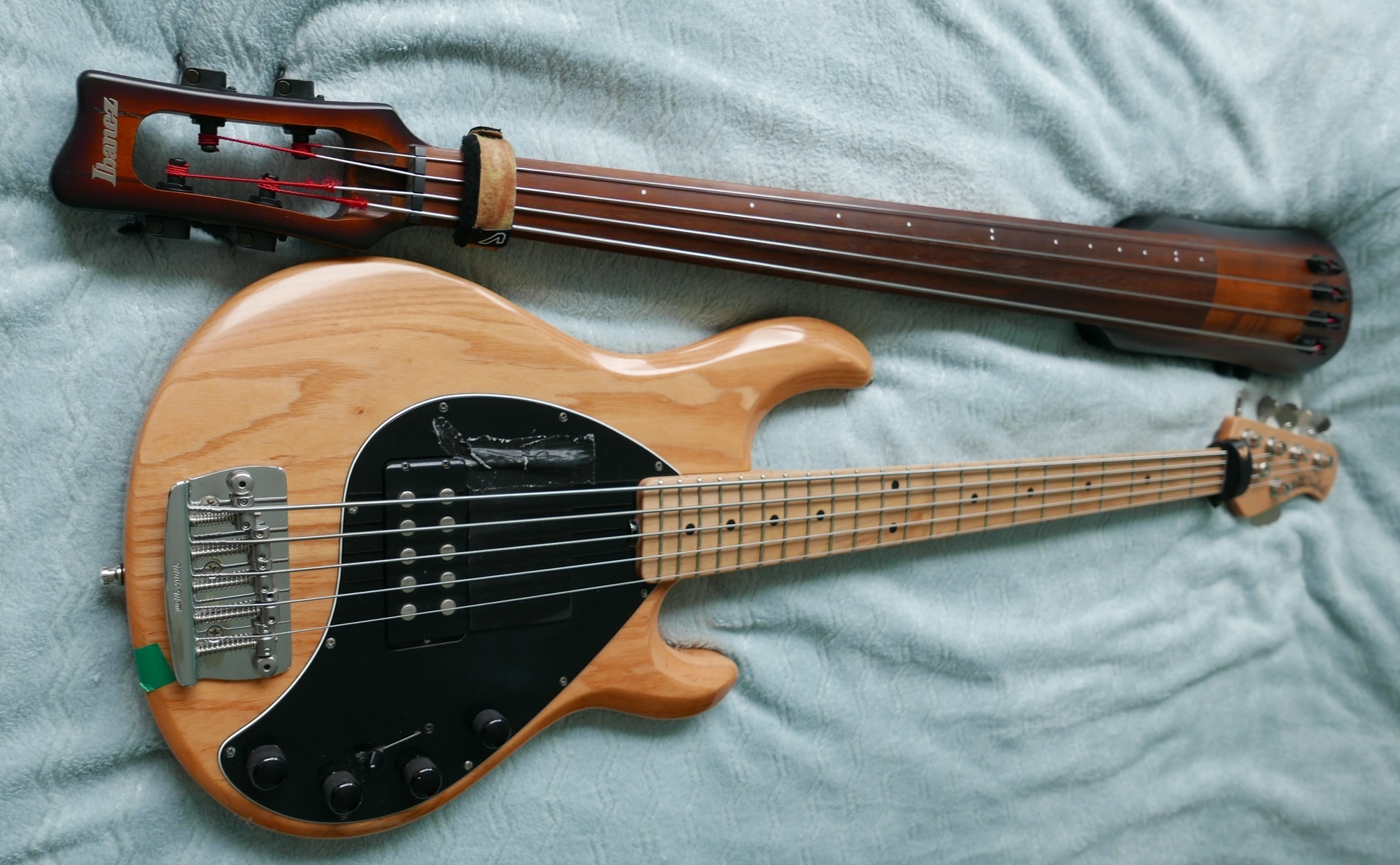 Metal Bass Rig by meerootz featuring Music Man Stingray 5 and IBANEZ UB804 UPSWING COMPACT ELECTRIC UPRIGHT BASS