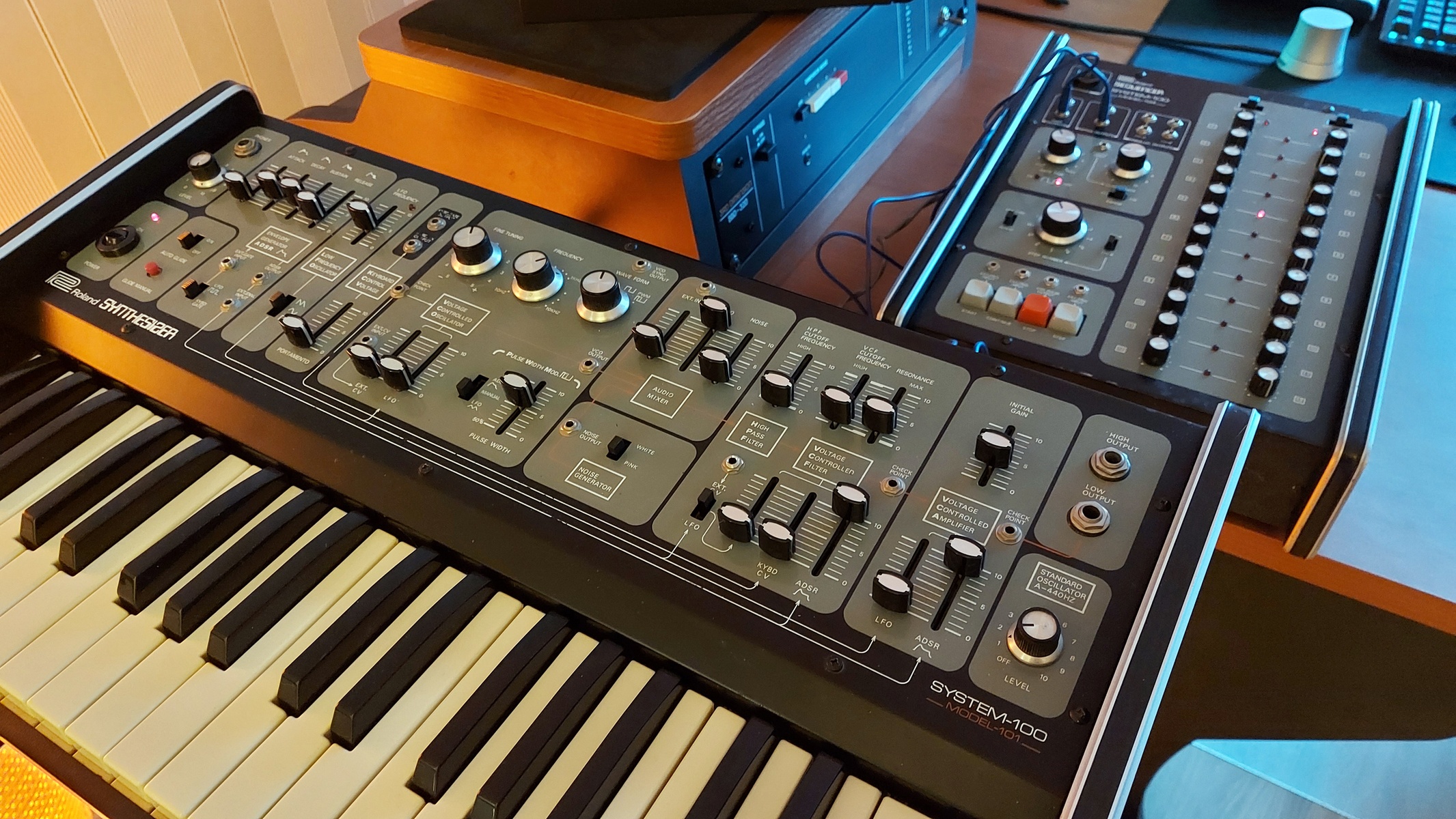 Studio Setup by synthee featuring Roland SYSTEM 104 Sequencer
