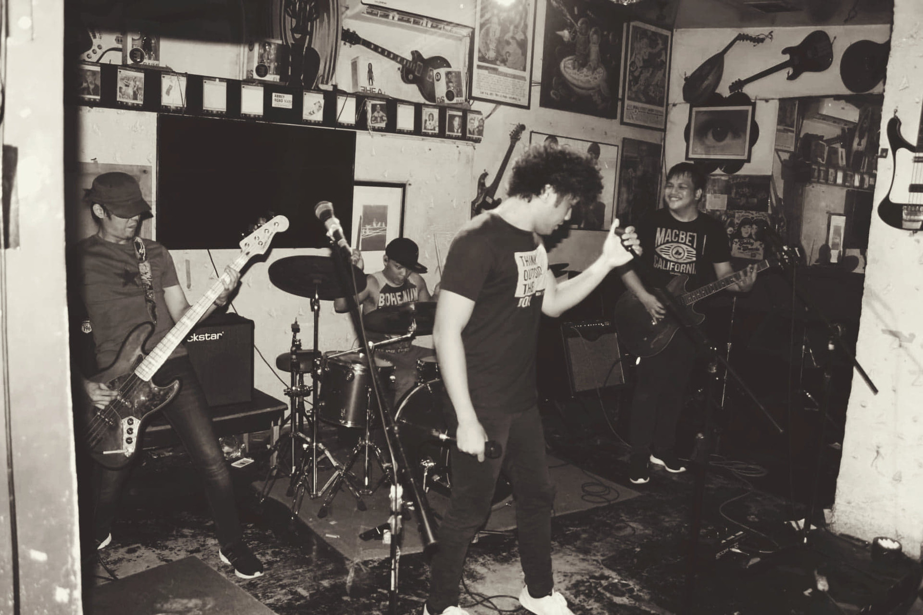 lorembandph's music gear photo