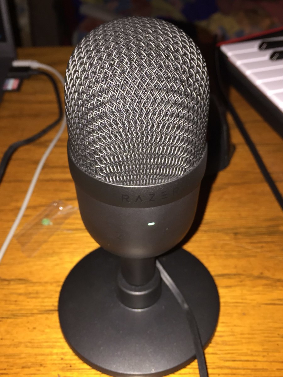 Music Gear Setup by that_one_guy_you_know featuring Razer Seiren