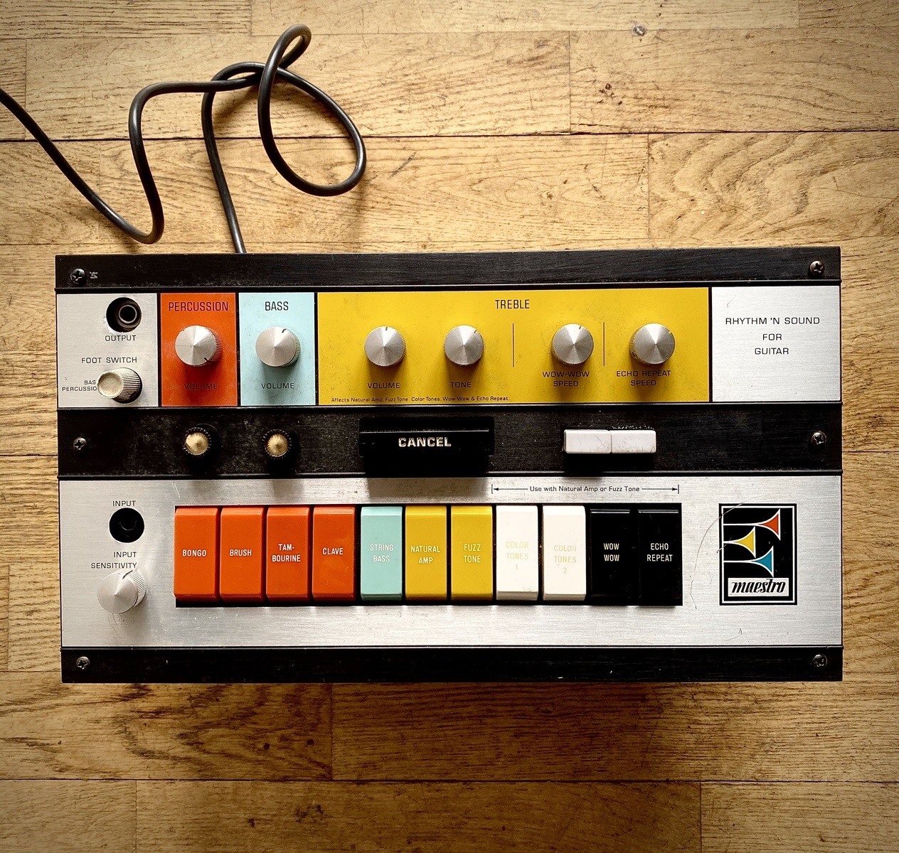 Pedalboard by rothhandlestudios featuring Maestro Rhythm & Sound G1