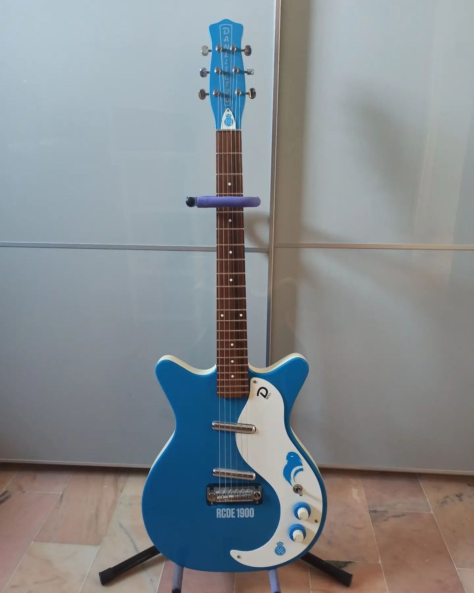 Music Gear Setup by cadizhead featuring Danelectro DC-59 NOS