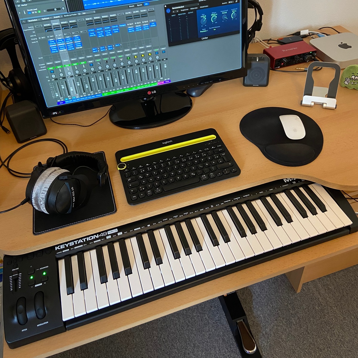 Electronic Studio Setup by michaelschach1 featuring Apple Mac Mini (General), Beyerdynamic DT 770 PRO-80 Closed Studio Headphones, and M-Audio Keystation 49 MK3 and 2 more pieces of gear