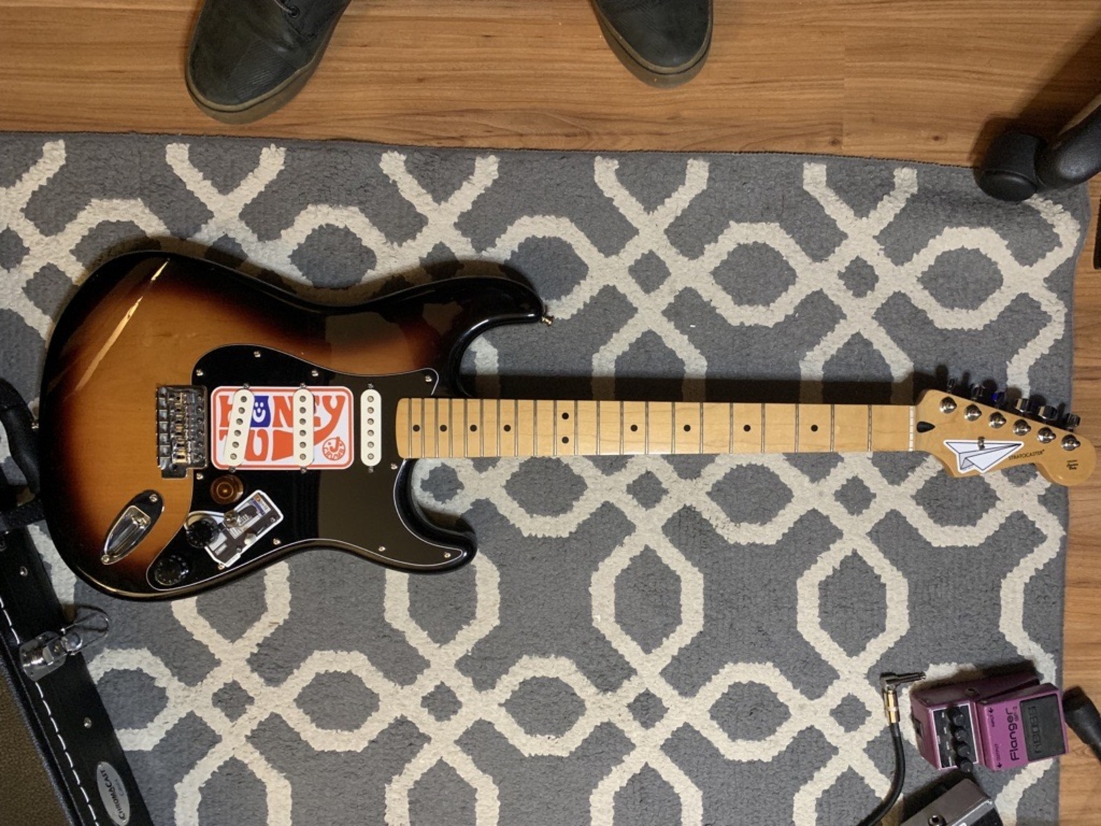Boss Music Gear Setup by ggentle featuring Fender Stratocaster Made in Mexico Original Contour body and Boss BF-2 Flanger