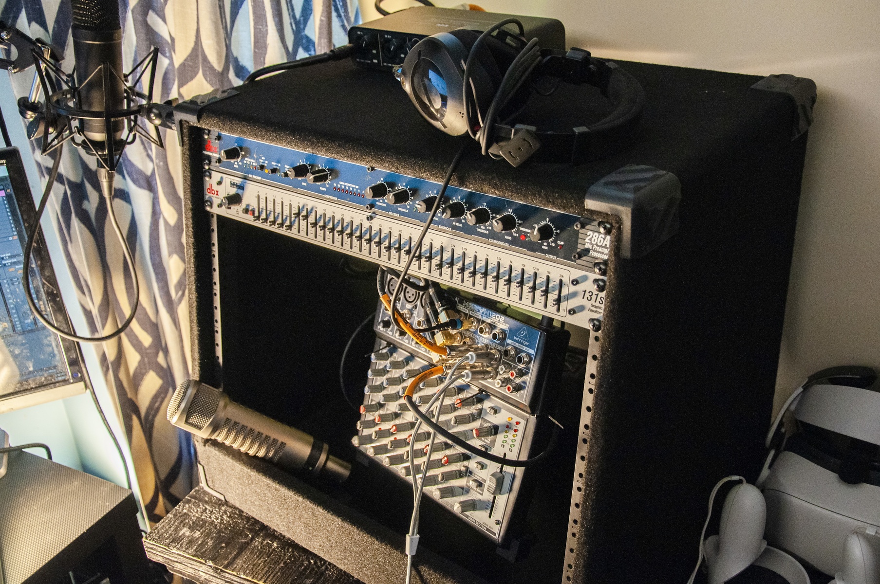 Music Gear Setup by plastic featuring DBX 286a