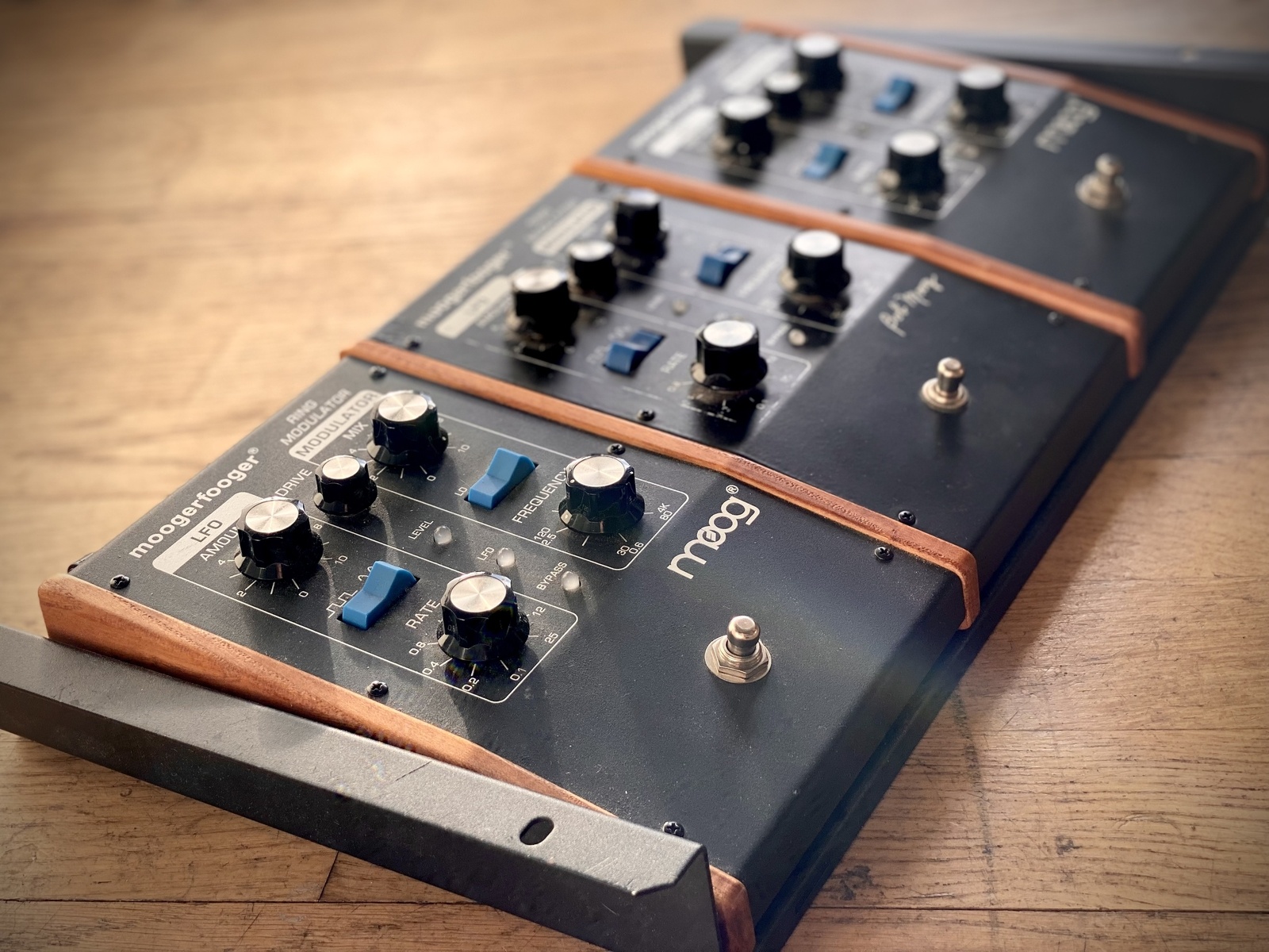 Pedalboard by rothhandlestudios featuring Moog Moogerfooger MF-102 Ring Modulator
