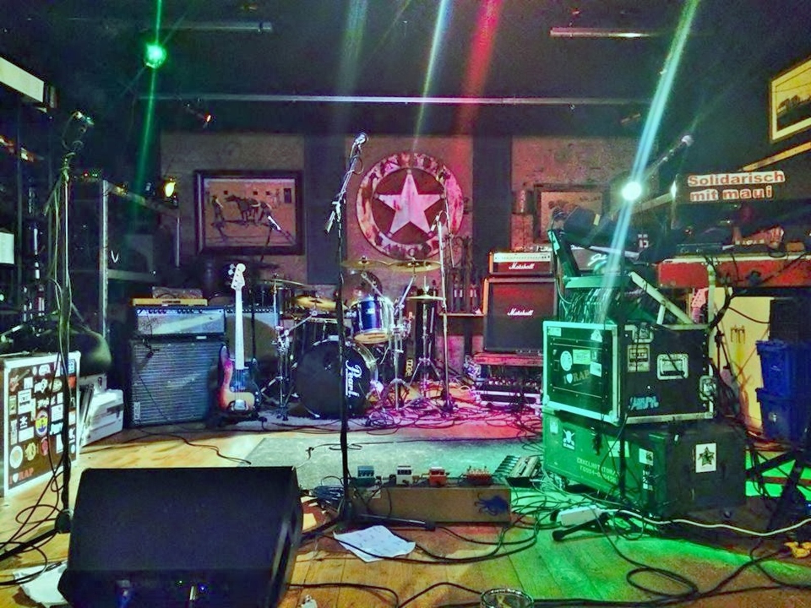 emil_nightrain's music gear photo