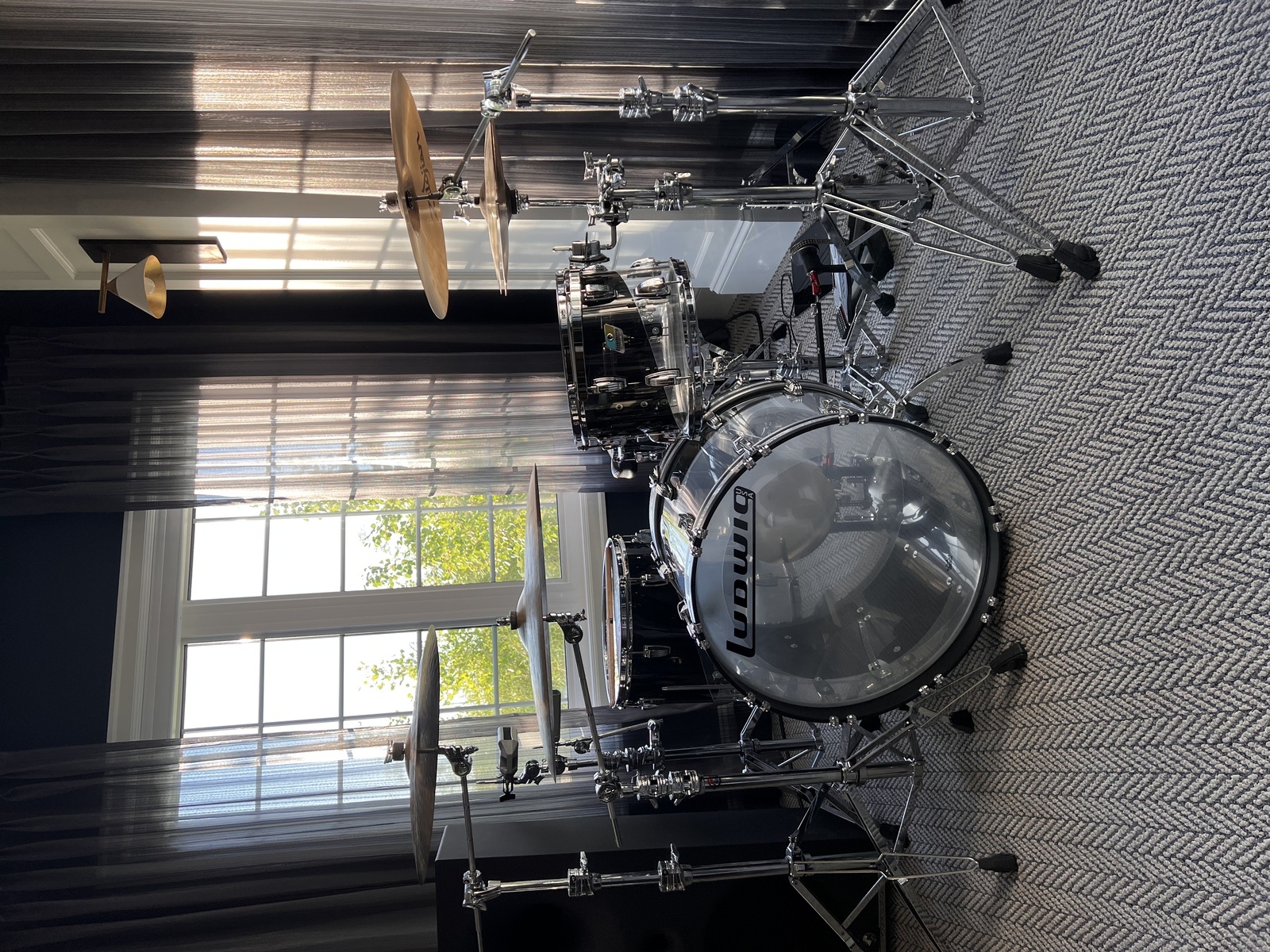 liamtherealalienbaby's music gear photo