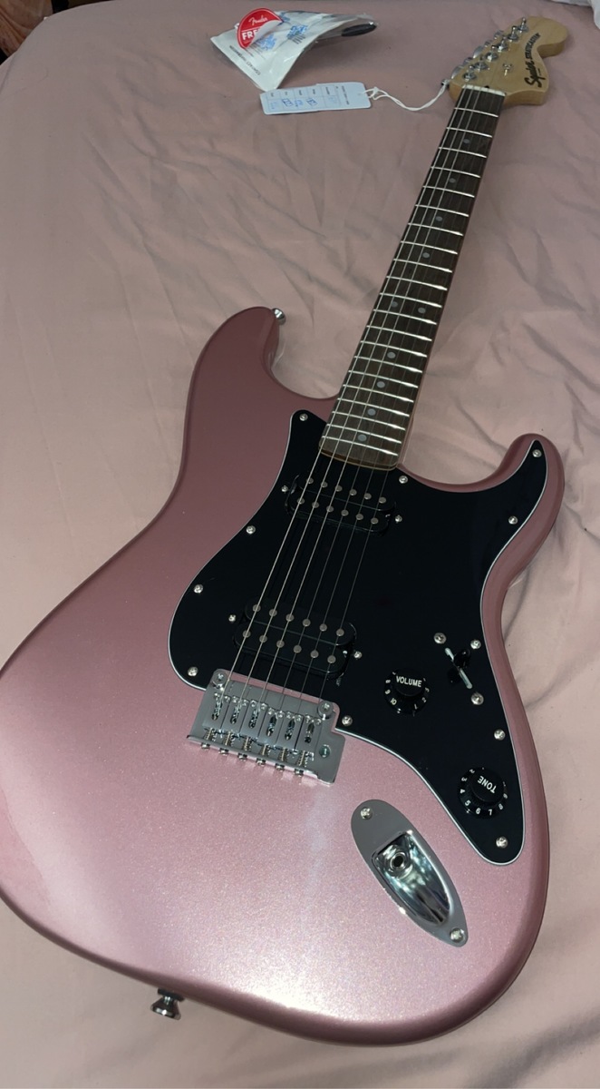 Music Gear Setup by nadinternet featuring Squier Affinity Series Stratocaster