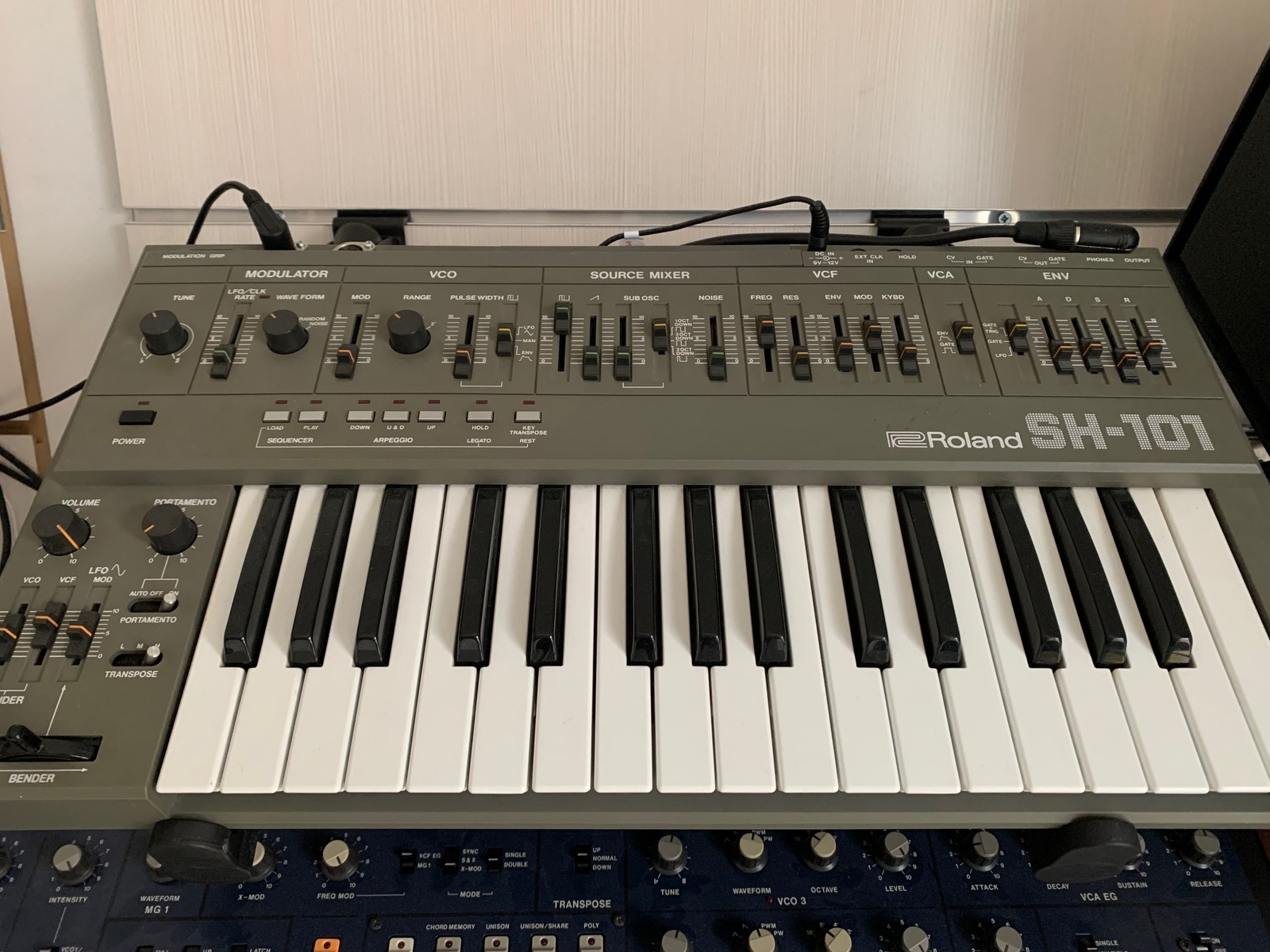Electronic Synth Setup by yeager101 featuring Roland SH-101