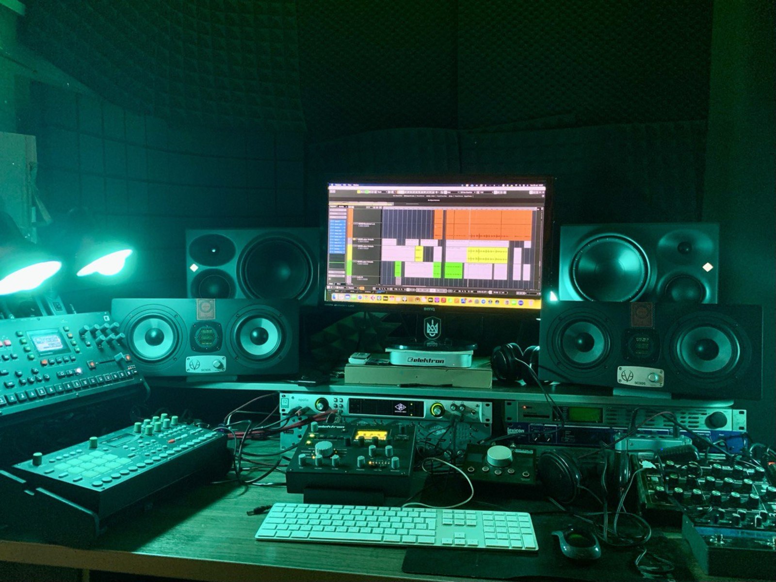 monotonne_band's music gear photo