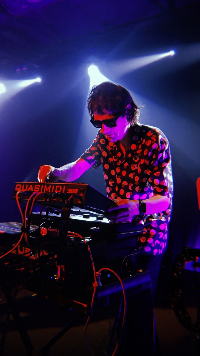Live Rig by fikous featuring Quasimidi Rave-o-Lution 309, Korg microKORG XL Music Synthesizer, and Antelope Audio Discrete 4 Synergy Core and 2 more pieces of gear