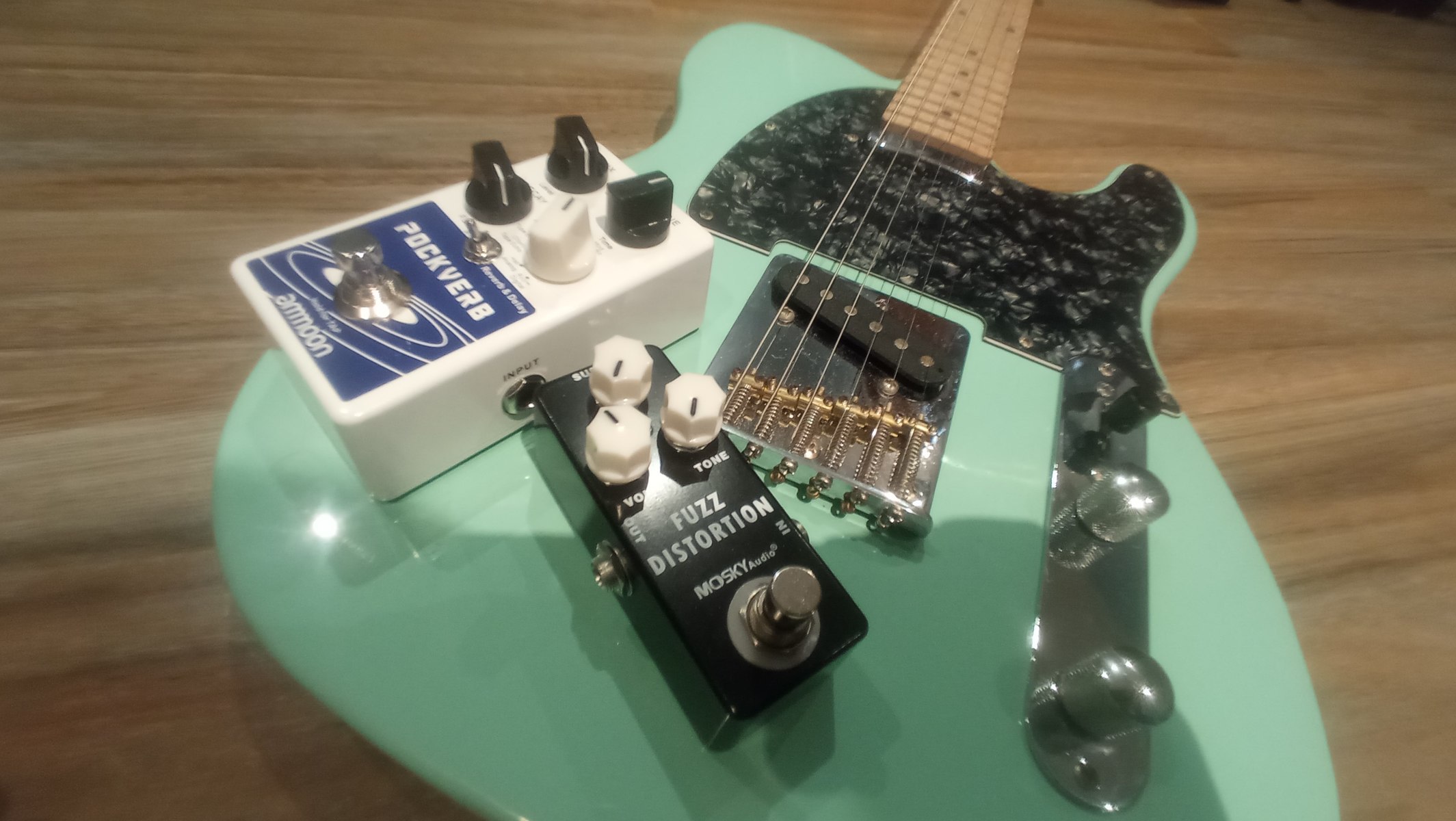 Pedalboard by rye_ryan featuring Ammoon Pockverb 7 Reverb Effects + 7 Delay Effects With Tap Tempo Function True Bypass, Mosky Mini Muff, and Squier FSR Bullet Telecaster