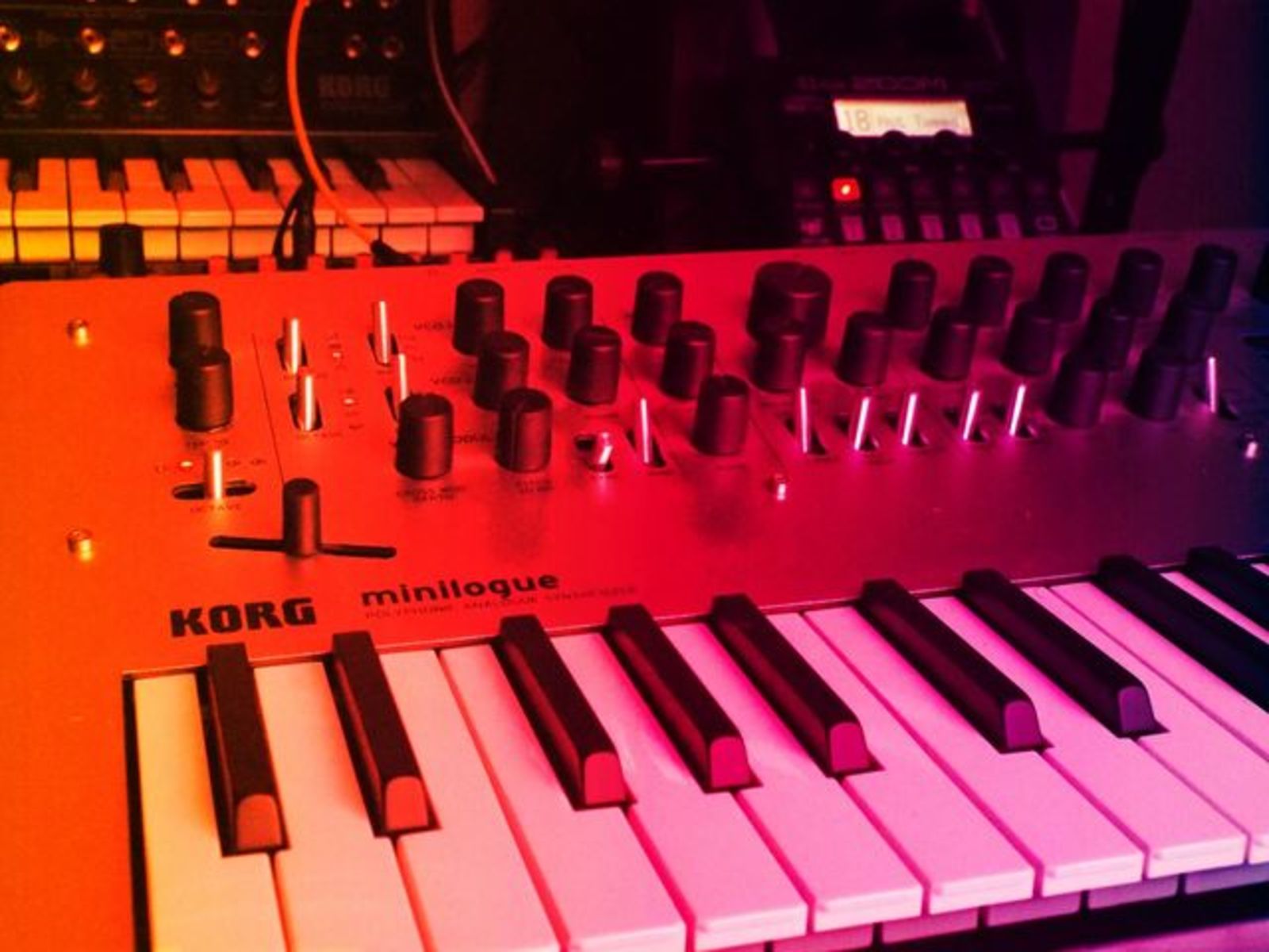allainrauendj's music gear photo