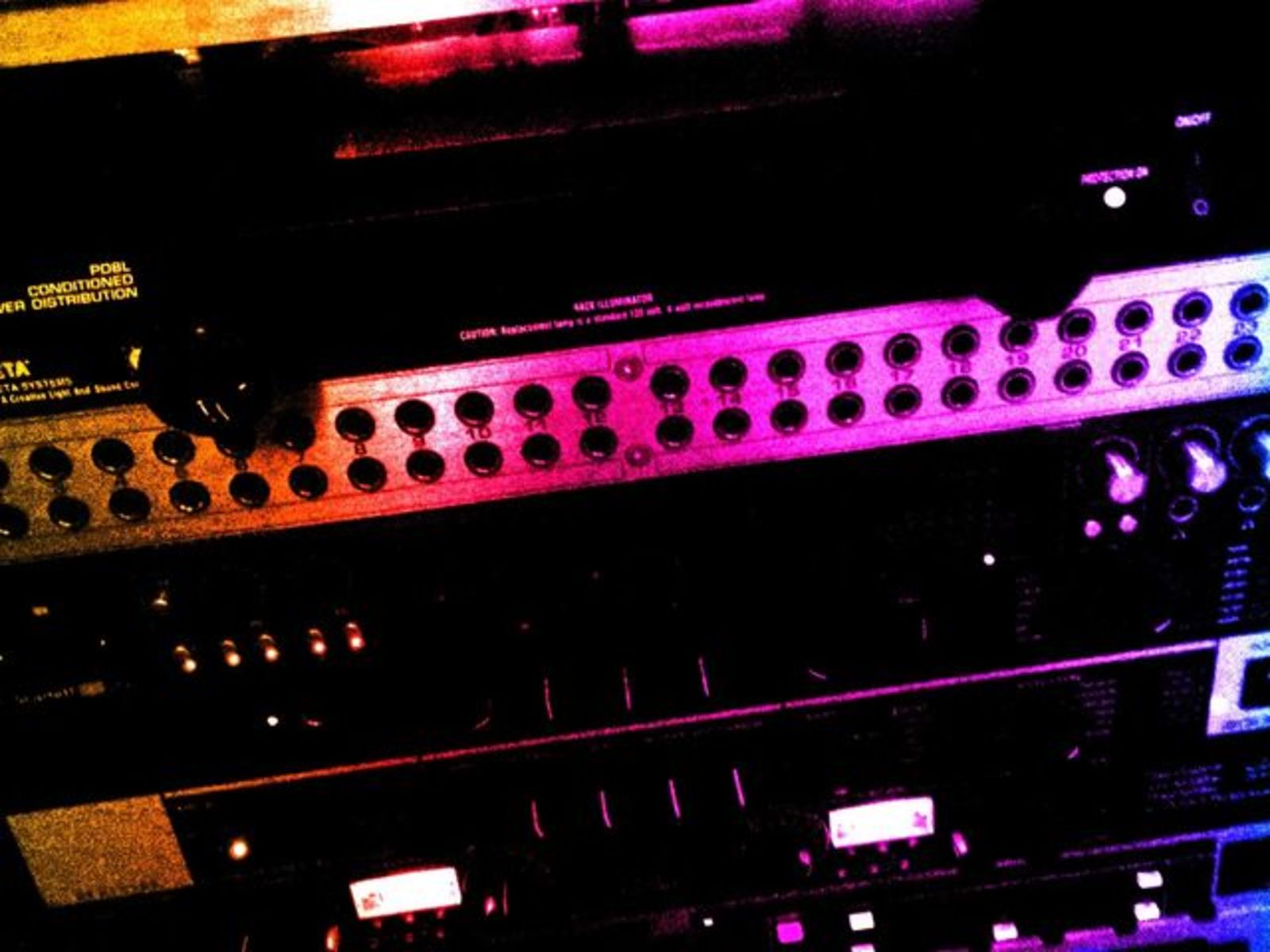allainrauendj's music gear photo
