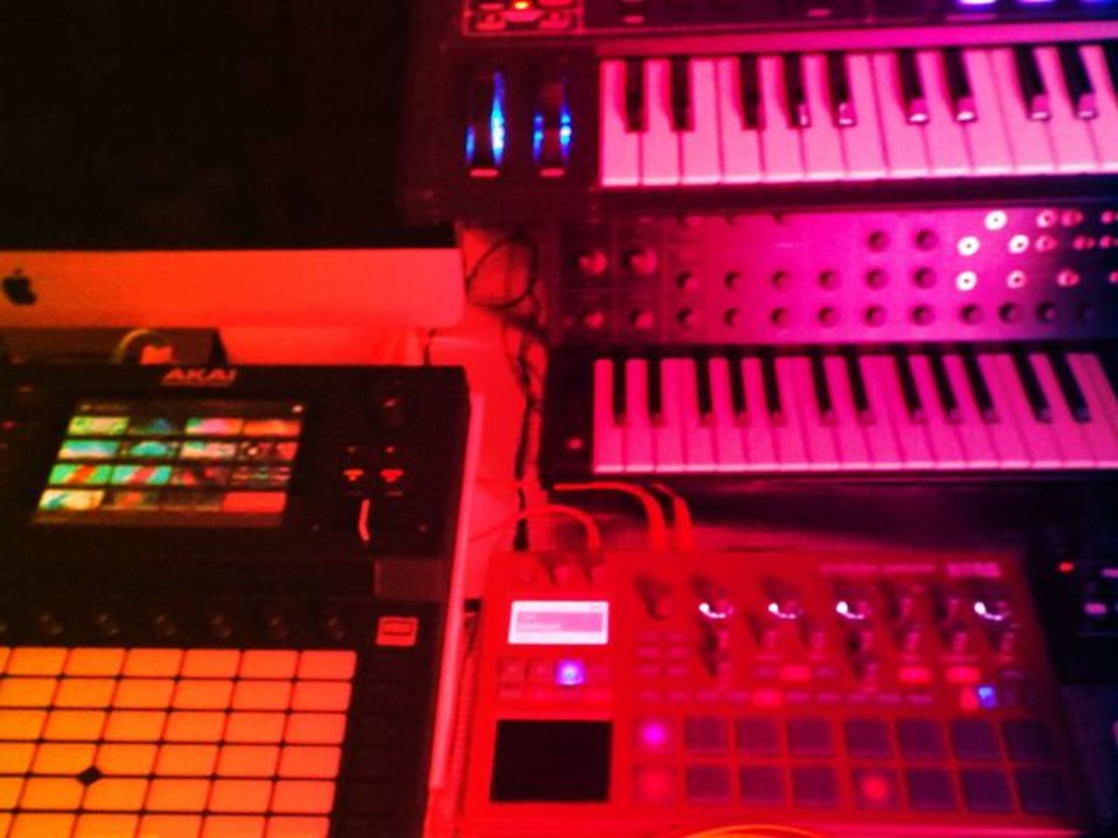allainrauendj's music gear photo
