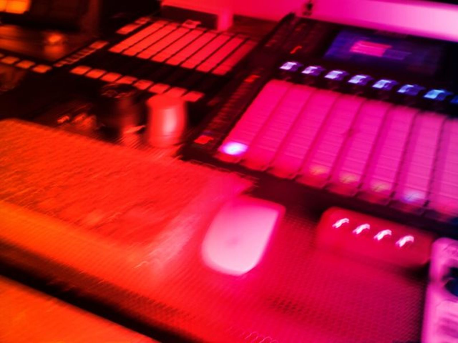 allainrauendj's music gear photo