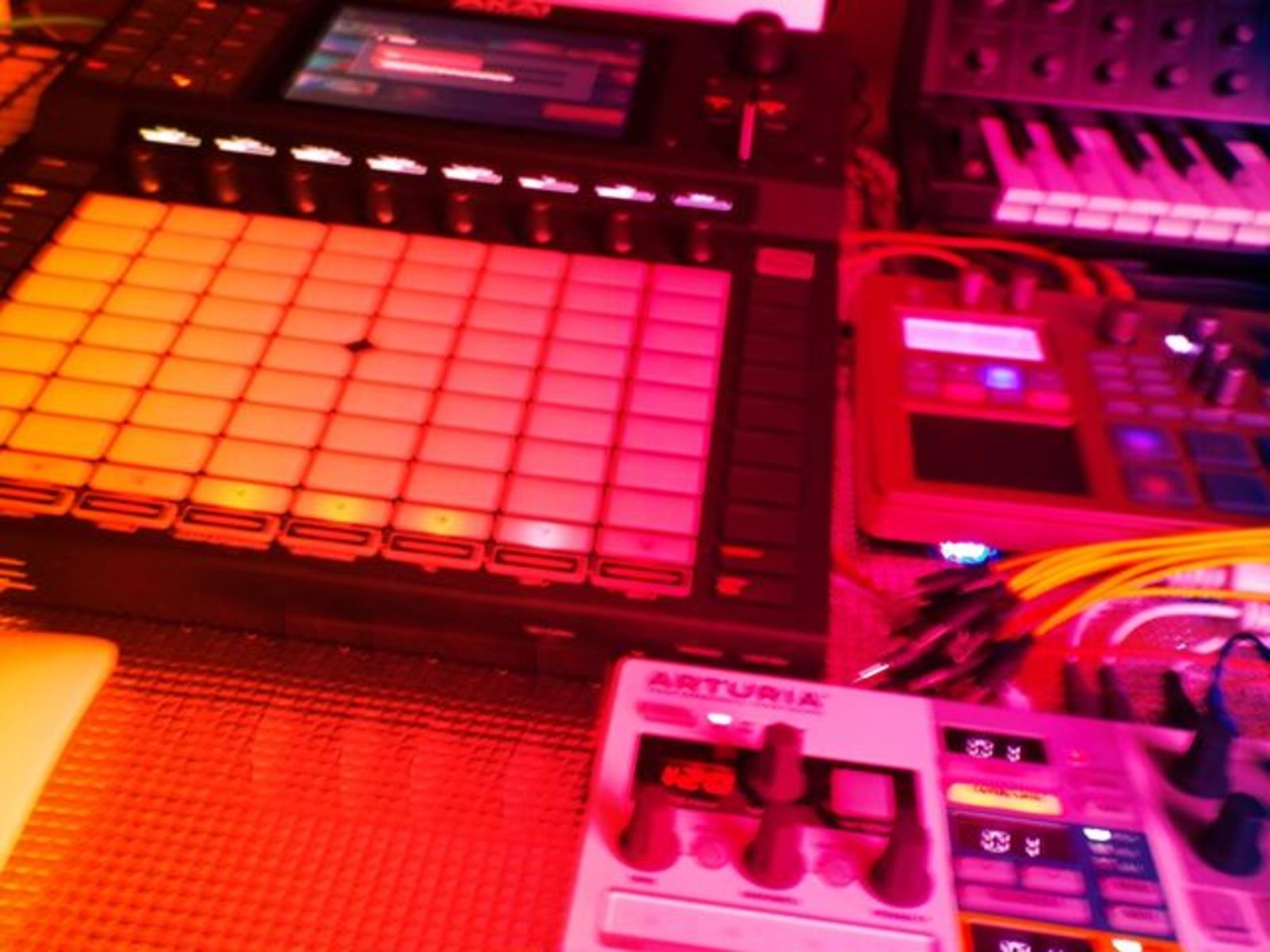 allainrauendj's music gear photo