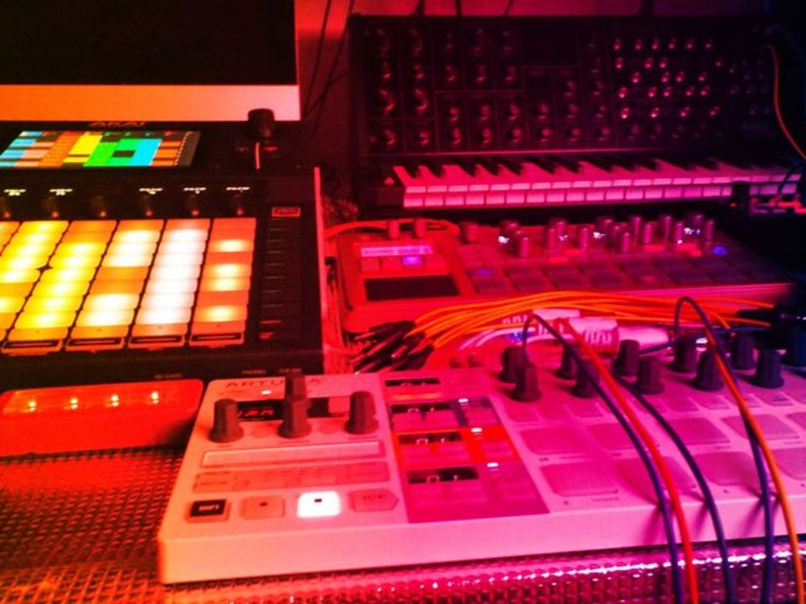 allainrauendj's music gear photo