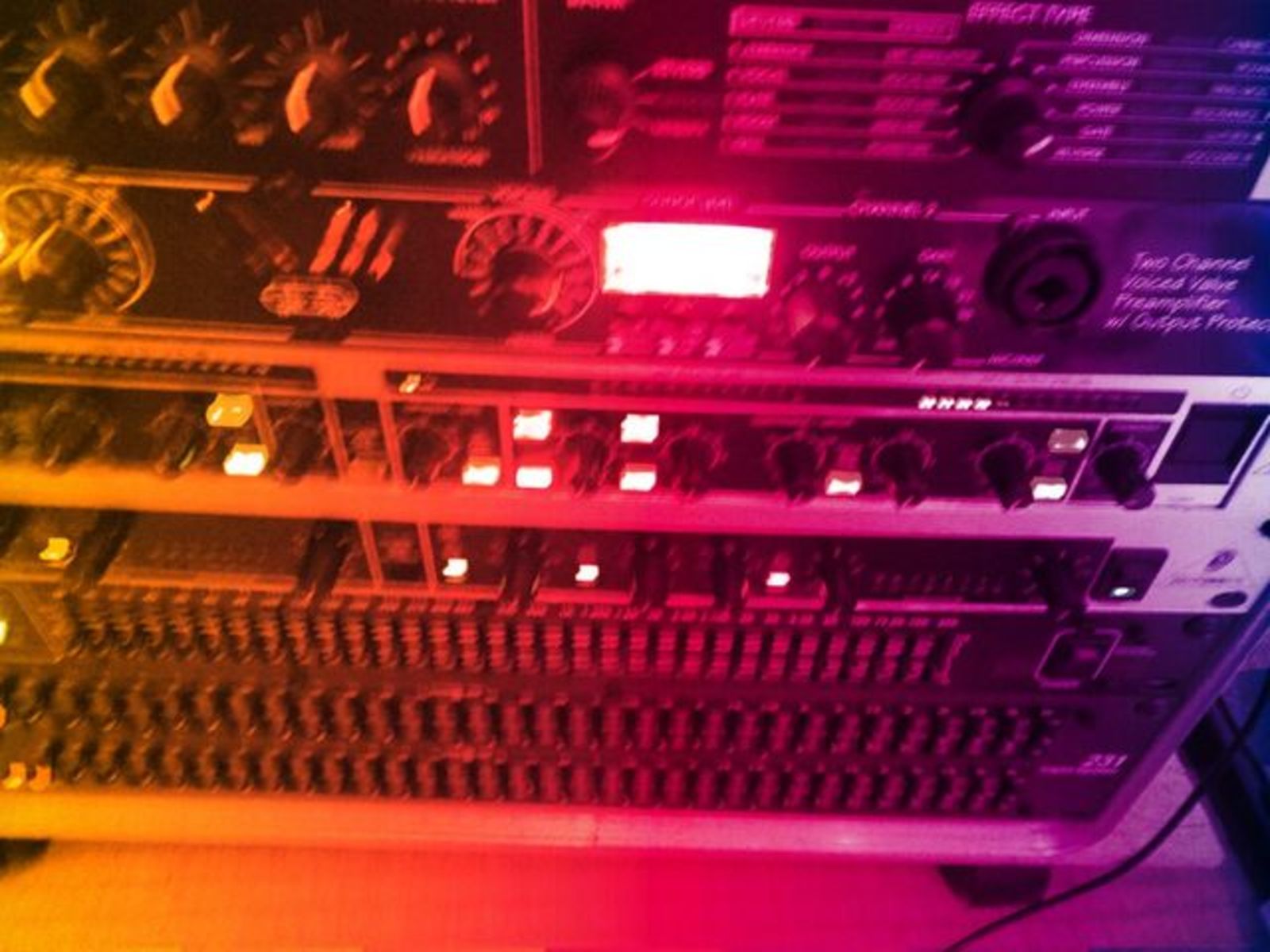 allainrauendj's music gear photo