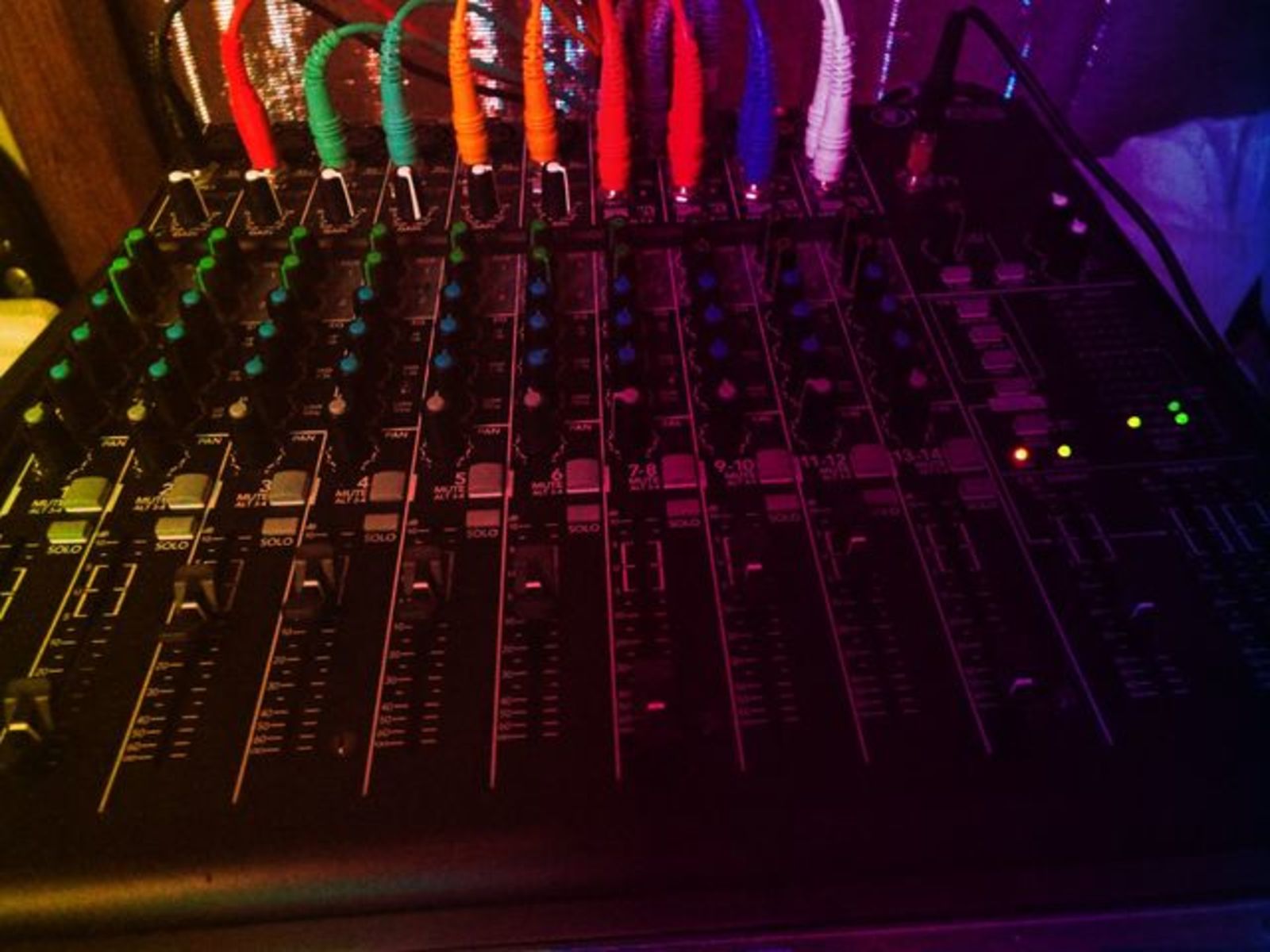 allainrauendj's music gear photo