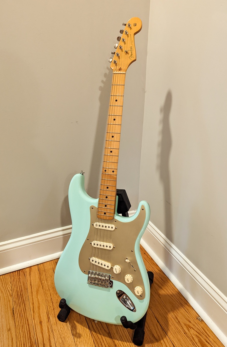 Music Gear Setup by dc86 featuring Fender Classic Series '50s Stratocaster