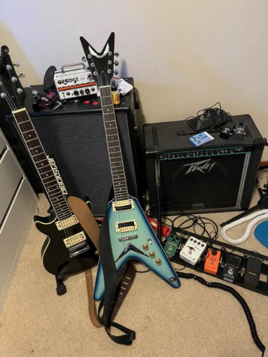 Pedalboard by metalhead83 featuring Dean V 79, Jay Turser JT-200 Pro Double-Cutaway, and Orange Micro Terror and 7 more pieces of gear