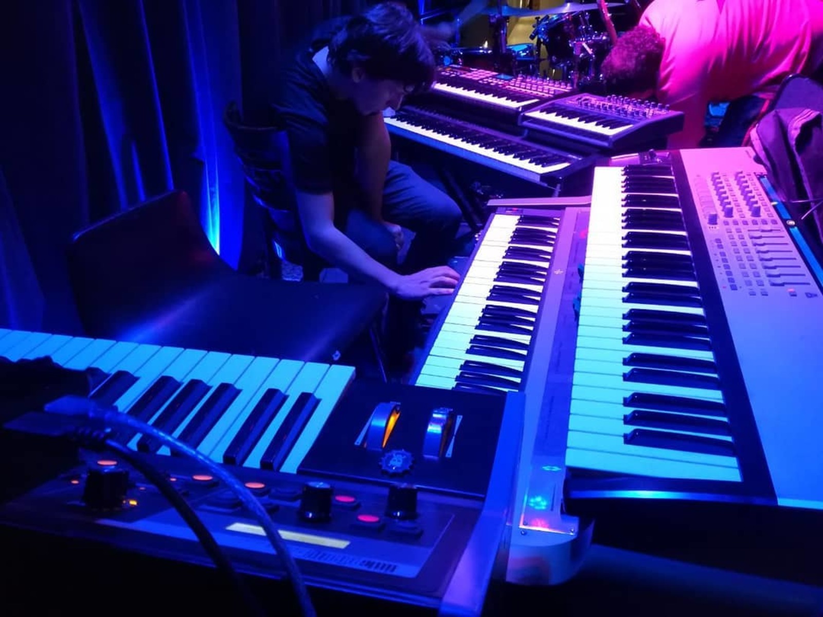 Live Rig by matiasdapena featuring Moog Little Phatty Stage II, Novation 61SL MkII 61-Key USB Keyboard Controller, and Farfisa VIP 345 and 3 more pieces of gear