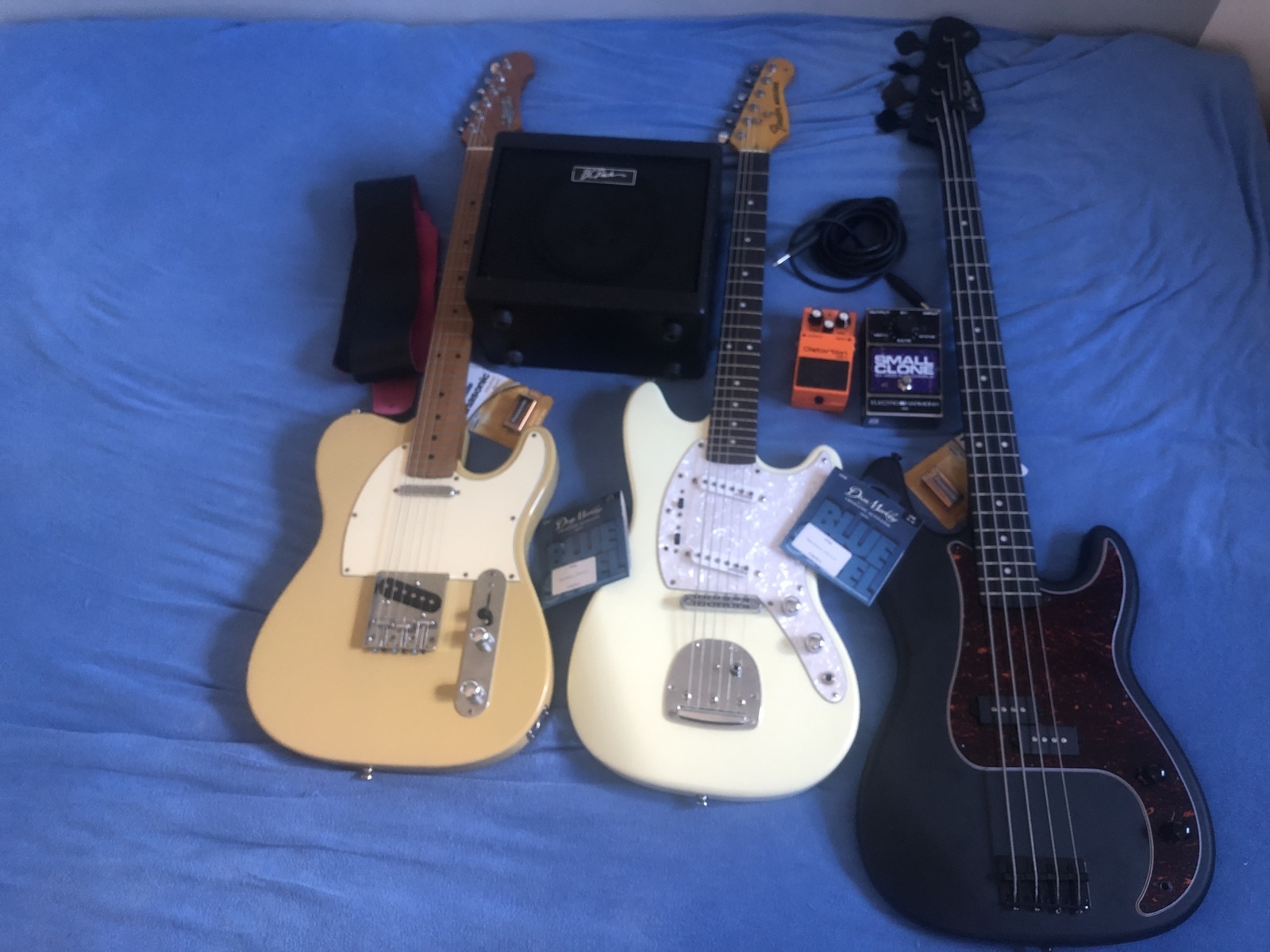 Pedalboard by mateusz_obirek featuring Harley Benton PB-20 Standard Series, Electro-Harmonix EH-4600 Small Clone, and Boss DS-1 Distortion and 4 more pieces of gear