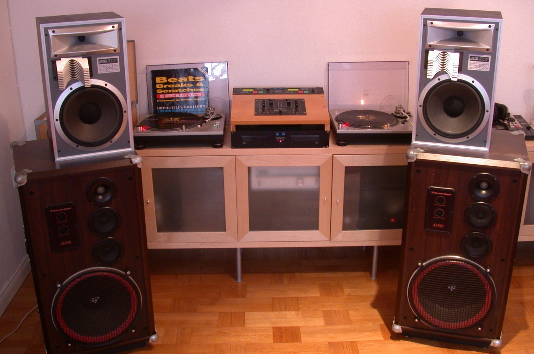 djdonjohan's music gear photo