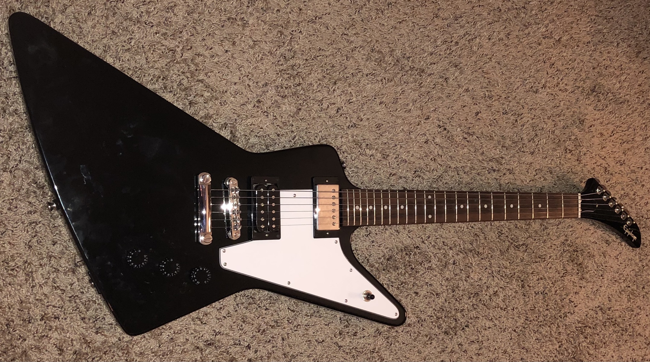 trollify's music gear photo