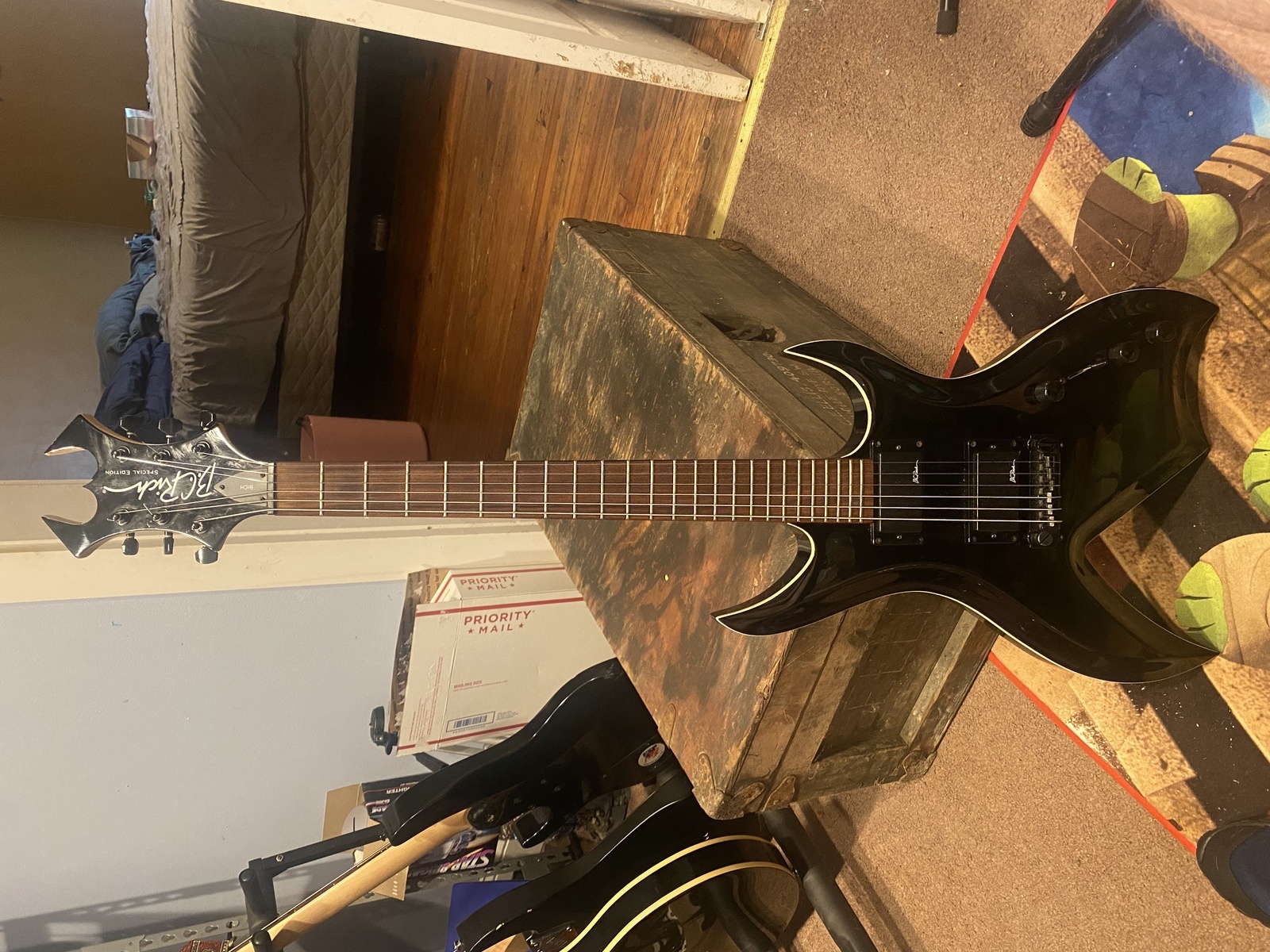 Music Gear Setup by adriacalais featuring B.C. Rich Bich – pointed headstock
