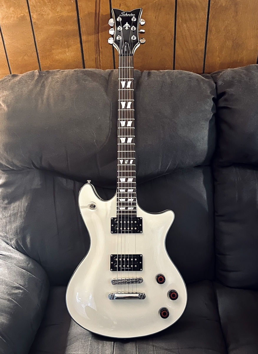 Metal Music Gear Setup by ambienthollow featuring Schecter Tempest Custom