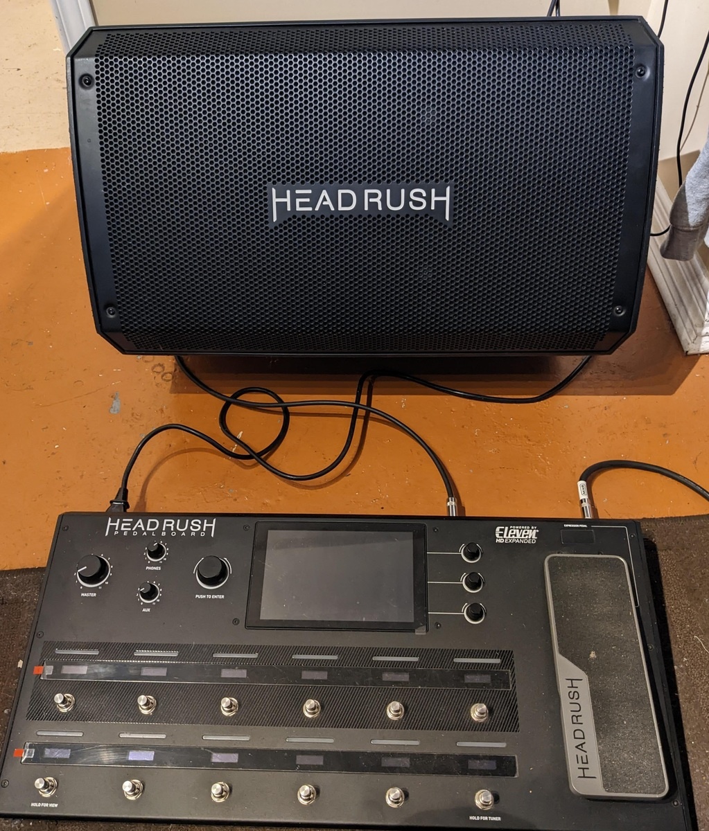 Metal Pedalboard by chris_tondreau featuring Headrush FRFR-112 and HeadRush Pedalboard