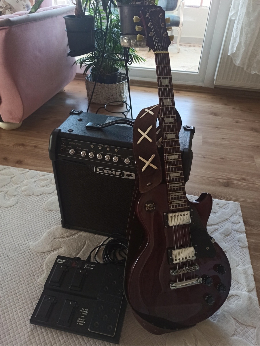 Line 6 Pedalboard by hakanbaysal featuring Epiphone Limited Edition Les Paul Studio Deluxe Electric Guitar, Line 6 Spider IV 30 30W 1x12 Guitar Combo Amp, and Line 6 FBV Express Mk II