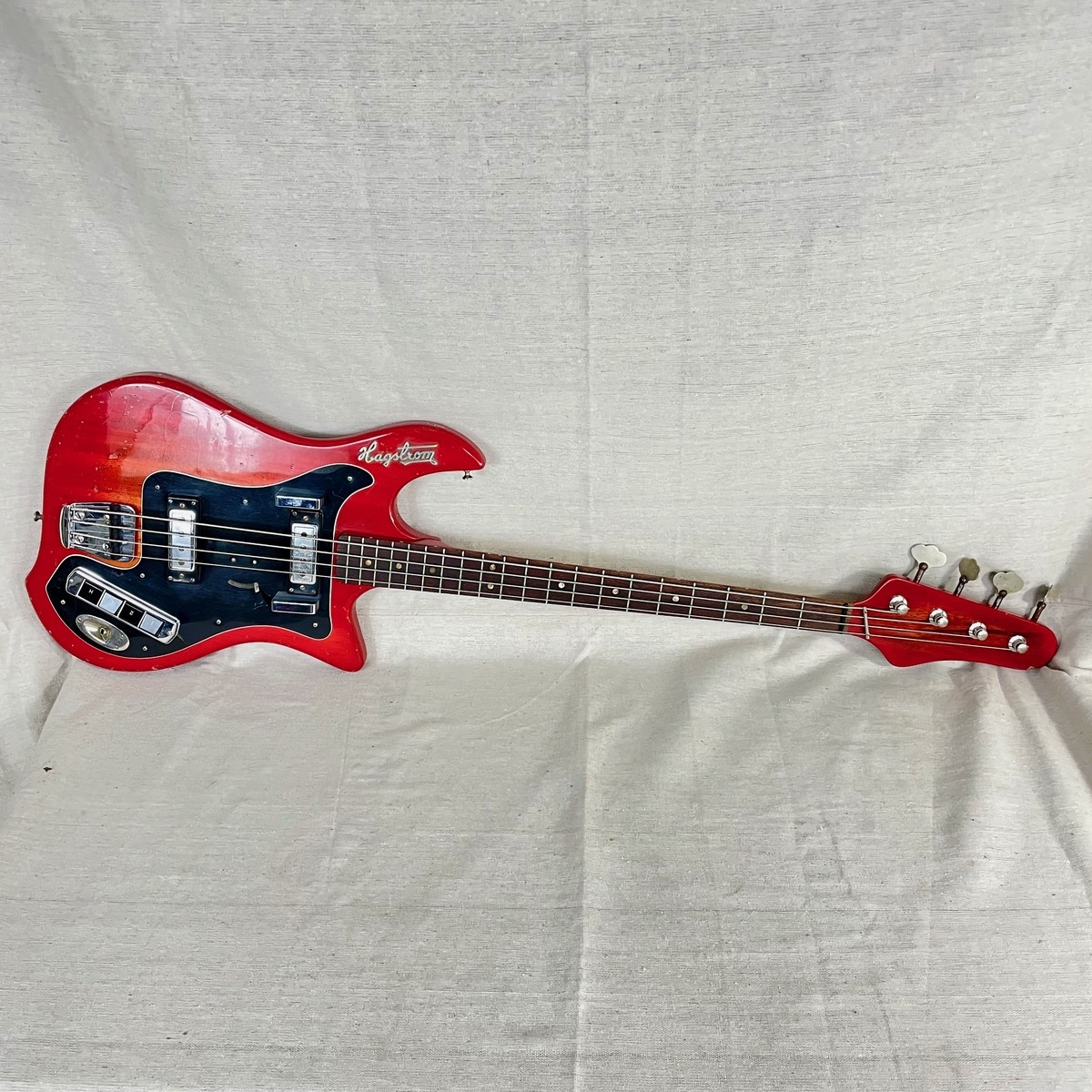Music Gear Setup by stokkersmusicalinstruments featuring Hagström Coronado IV Bass