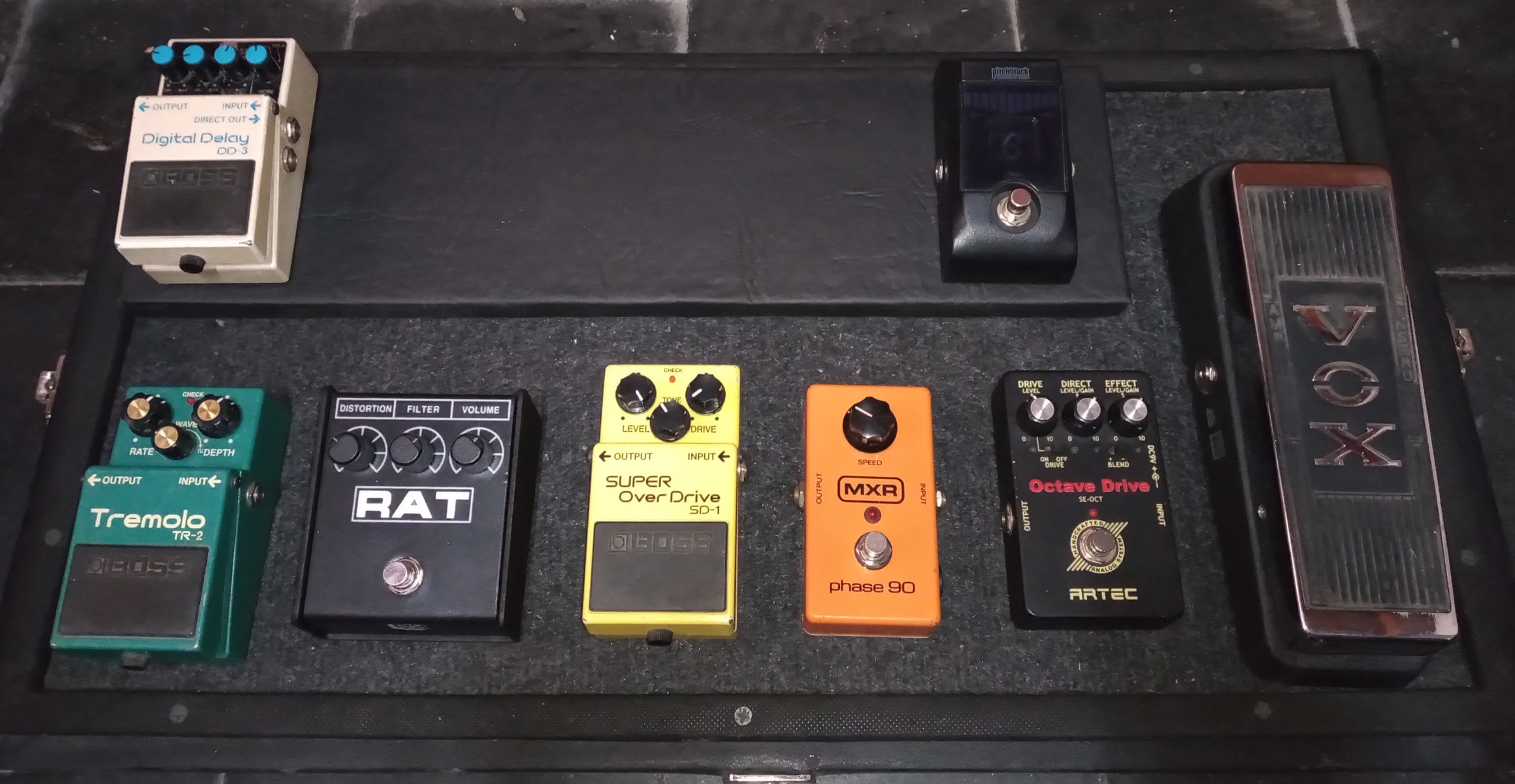 Boss Pedalboard by ekekommander featuring Vox 847-A Wah, MXR M101 Phase 90, and Boss SD-1 Super OverDrive and 4 more pieces of gear