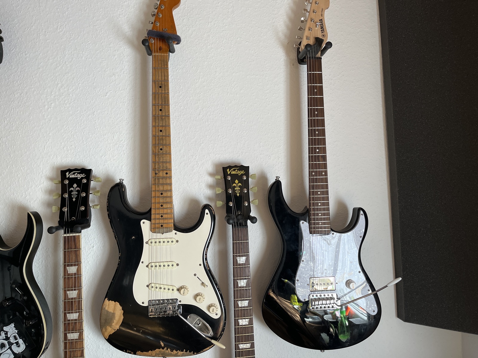 Metal Music Gear Setup by guitarmarco featuring Fender Stratocaster 1957, Yamaha EG112C, and Seymour Duncan SPH90-1n Phat Cat and 2 more pieces of gear