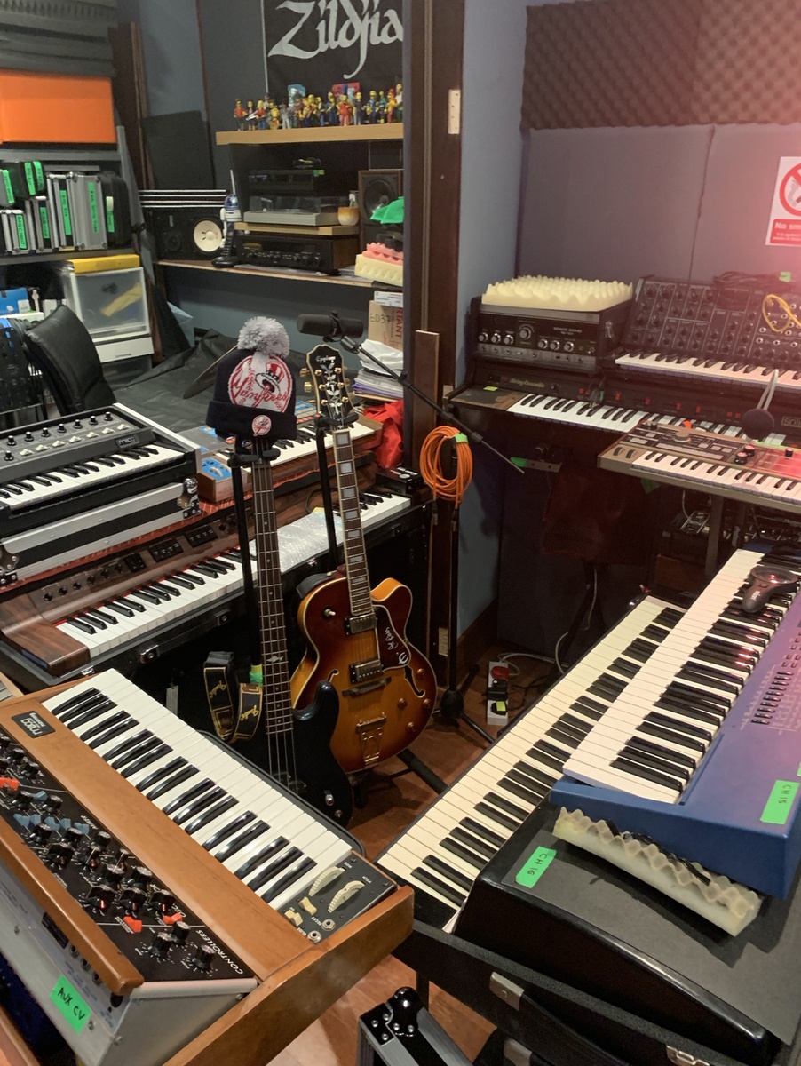 global_wave's music gear photo