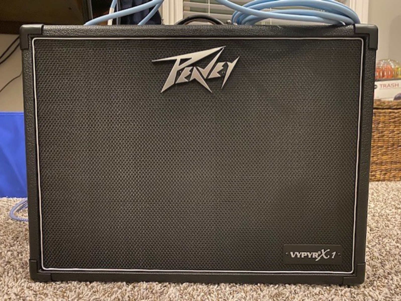 Studio Setup by vortex3 featuring Peavey Vypyr X 1 1x8-inch 20-watt Modeling Guitar/Bass/Acoustic Combo Amp