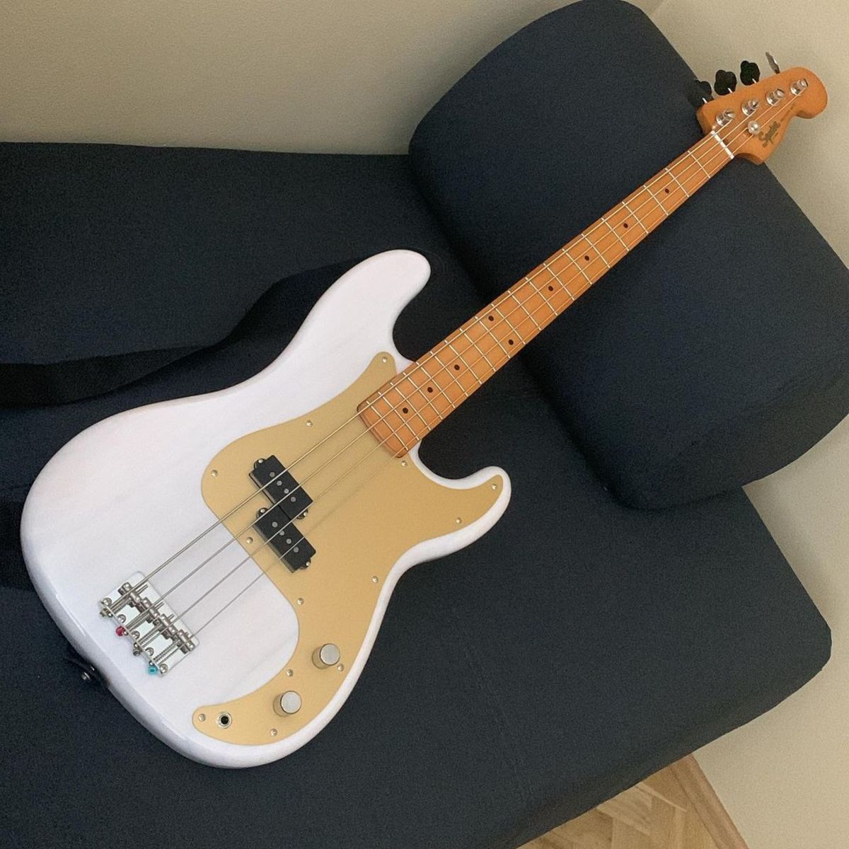 Music Gear Setup by ommonsen featuring Squier Precision Classic Vibe Late '50s FSR