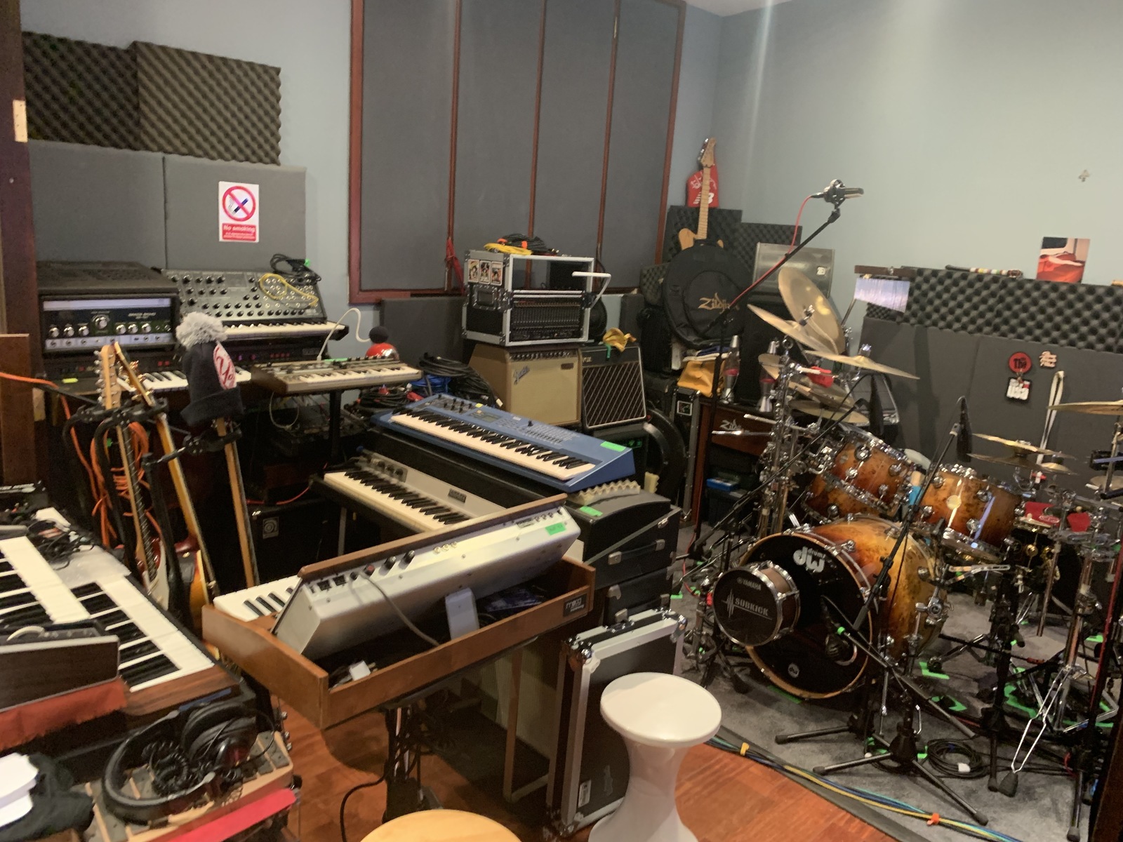 global_wave's music gear photo