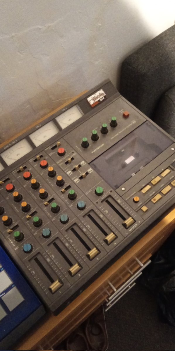 Electronic Studio Setup by finleygomez featuring Tascam 244 and Akai MPC 2000XL (Blue)