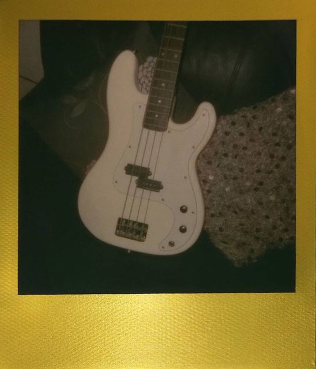 Music Gear Setup by dippypepsi123 featuring Encore EBP-E4VW Bass Guitar