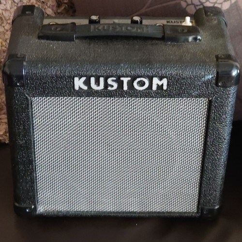 Photo of Kustom KGA10 in a guitar and amplifier